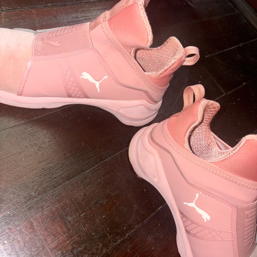 Puma Women’s Coral Sneakers